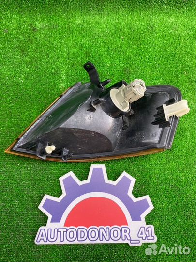 Габарит передний правый Nissan Ad vhny11 QG18DE