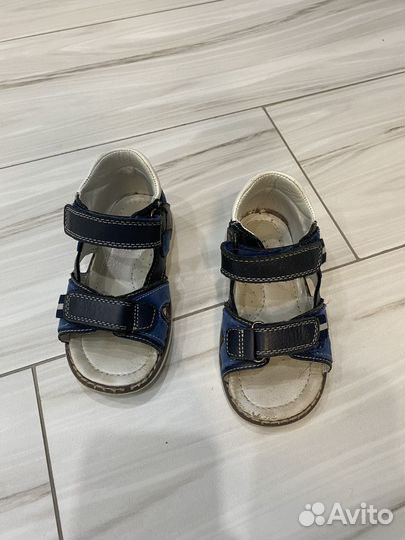 Сандалии 24 размер