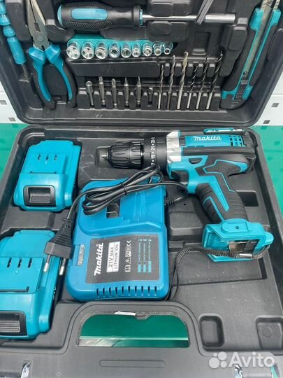 Шуруповерт Makita 21 v с набором инструментов