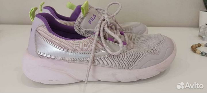 Кроссовки для девочки