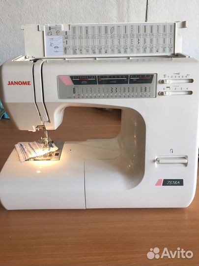 Швейная машина Janome 7518