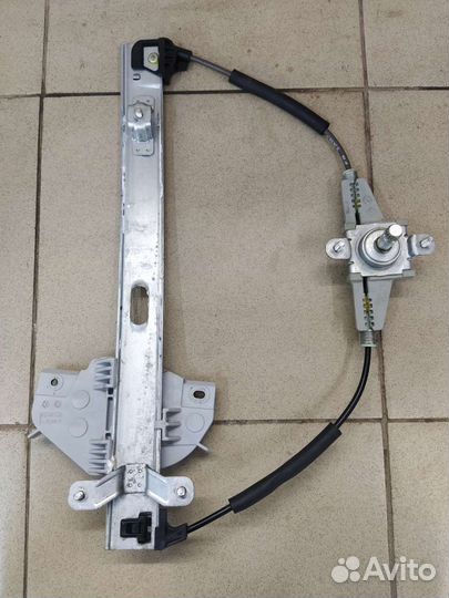 Стеклоподъемник задний левый Киа Рио 4