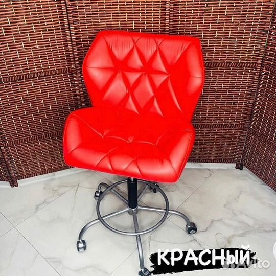 Стул ракушка премиум люкс для мастера красный