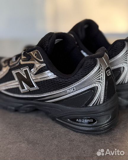New balance 740 black silver metallic 43