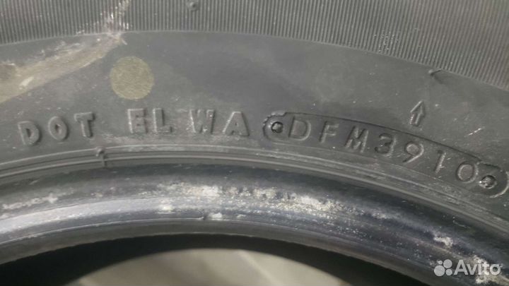 Bridgestone Dueler H/T D687 225/70 R16