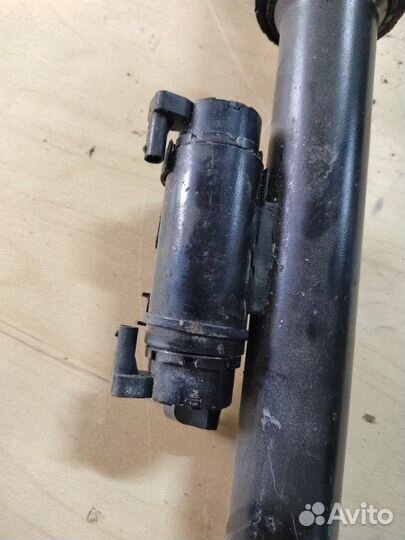 Амортизатор задний Mercedes-Benz S-Class W222