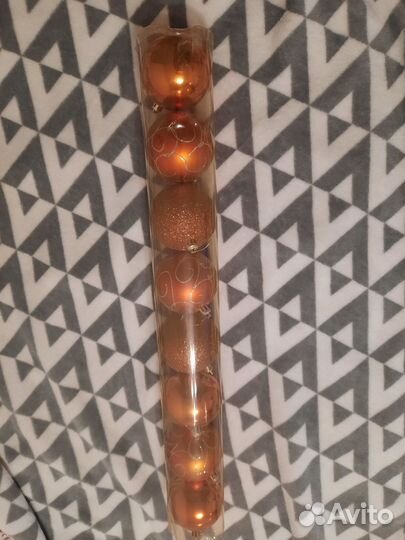 Елочные шары