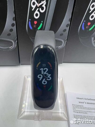 Фитнес браслет Xiaomi Mi Band 7
