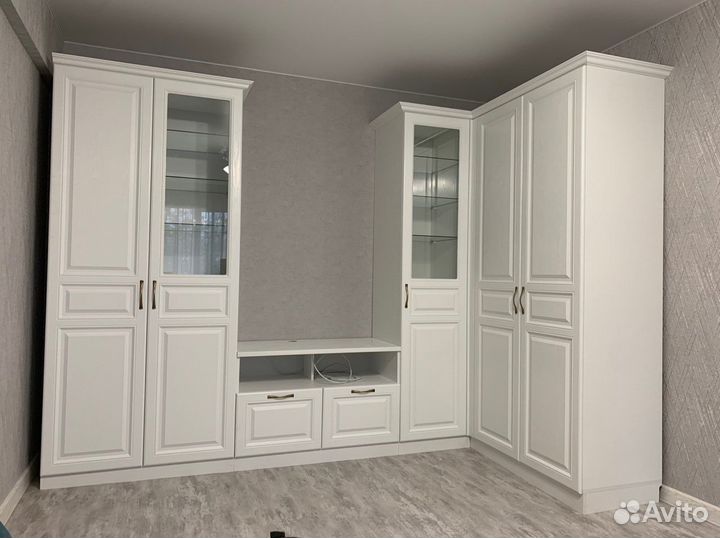 Классический шкаф