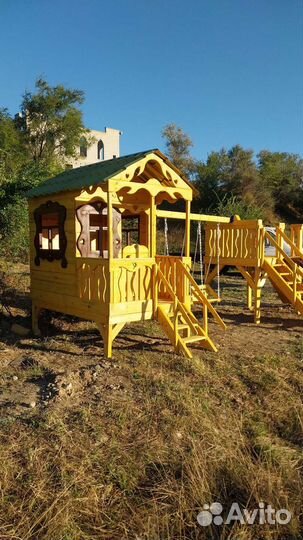 Детский игровой комплекс с горкой