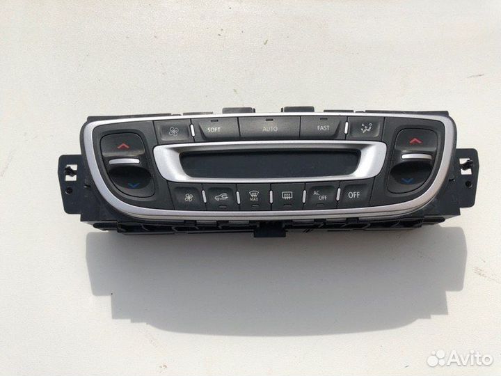 Блок управления климатической установкой Renault