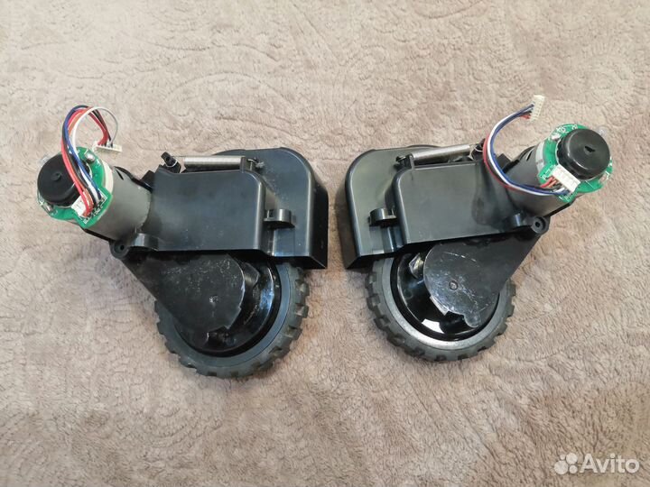 Колесо в сборе для робота пылесоса tefal