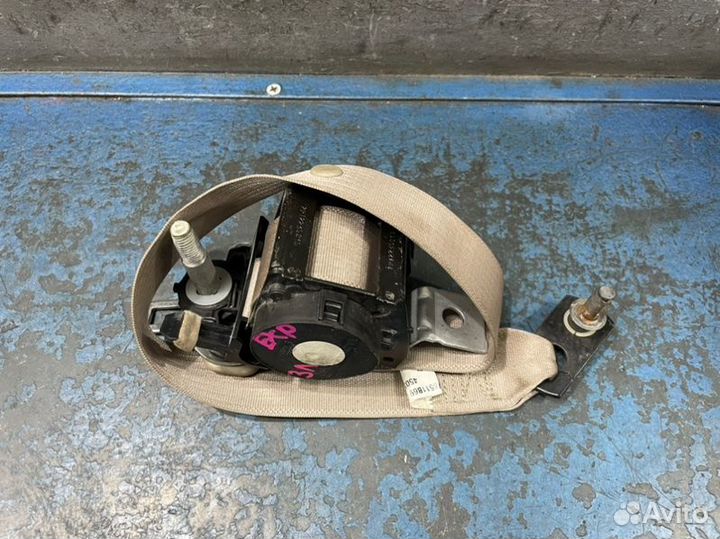 Ремень задний левый Ford Explorer 4 U251