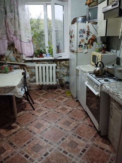 Комната 23 м² в 4-к., 1/1 эт.