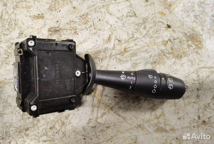 Подрулевой переключатель правый Renault Kaptur