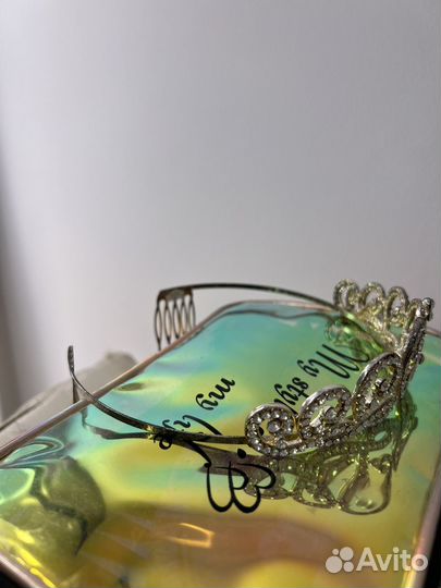 Свадебная диадема и клач невесты