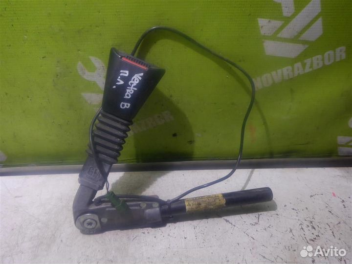 Ответная часть ремня безопасности Опель Вектра Б