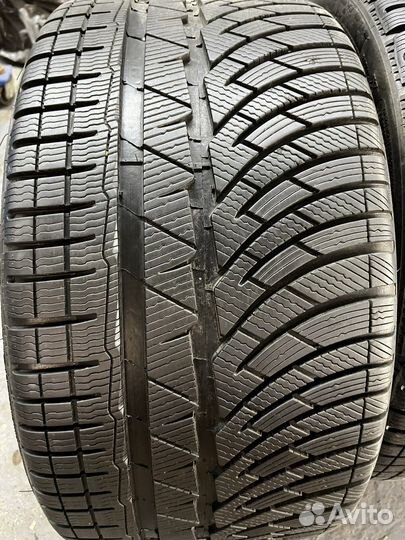 Michelin Alpin 4 245/35 R20 и 275/30 R20