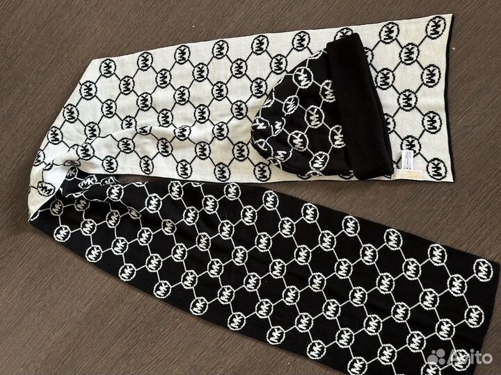 Комплект шапка и шарф Michael Kors