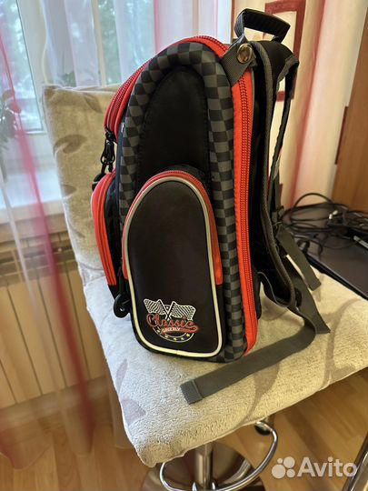 Продаю рюкзак, состояние нового