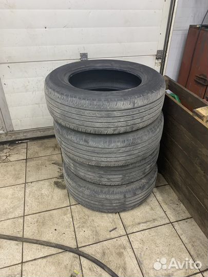 Dunlop Grandtrek ST30 225/65 R17