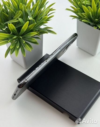 iPhone 11 Pro, 64 ГБ