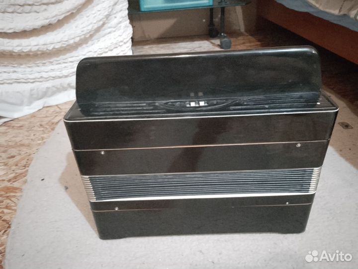 Баян трëхрядный