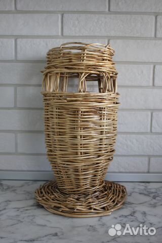 Ваза плетенная