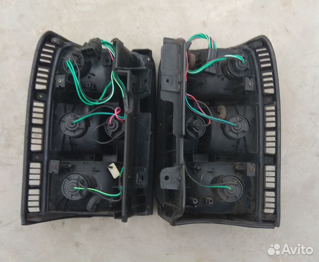 043-1540 стоп-сигнал mitsubishi pajero V44 б/у