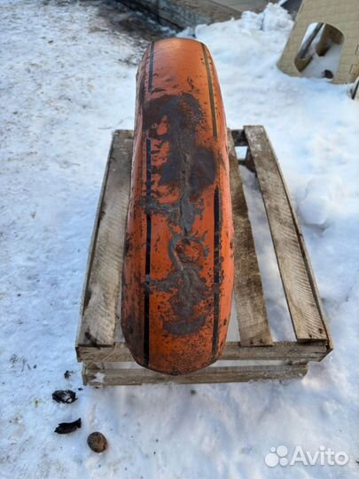 Крыло переднее чезет