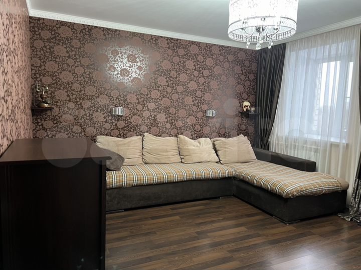 2-к. квартира, 65 м², 6/9 эт.