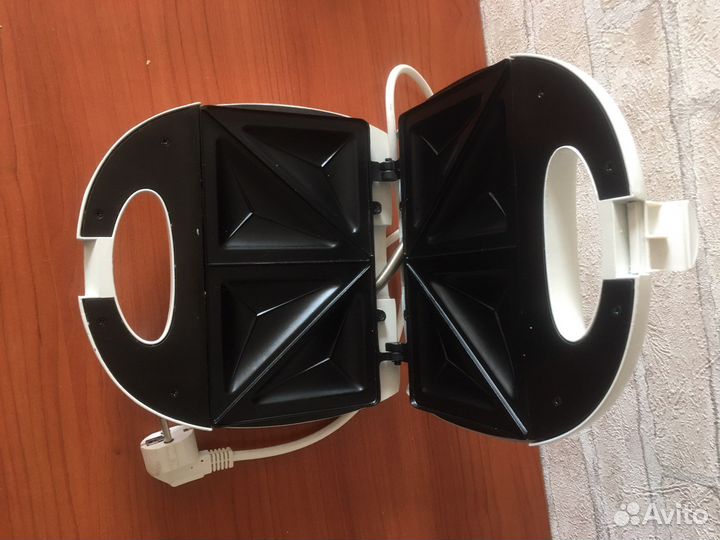 Вафельницы (осталась вторая)