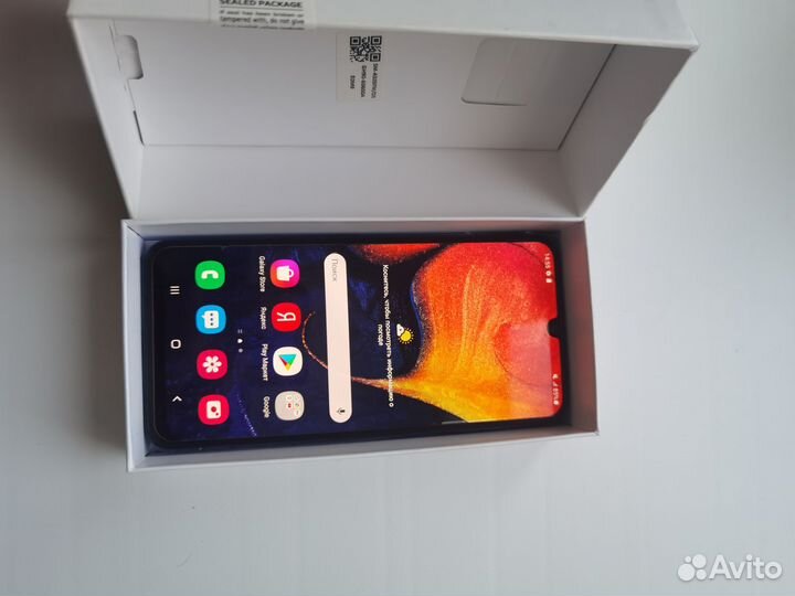 Samsung Galaxy A50, 6/128 ГБ