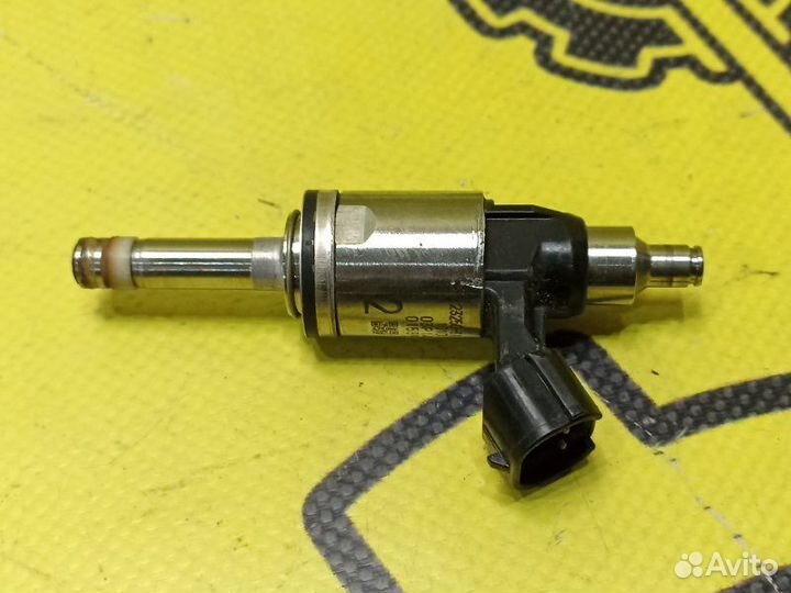 Форсунка Lexus Gs450H GWL10 2grfxe 2012