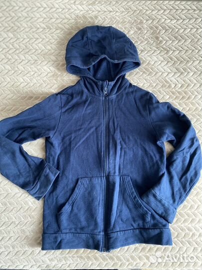 Спортивный костюм на мальчика 146