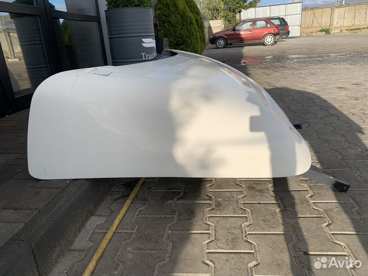 Спойлер кабины верхний