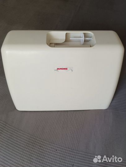 Швейная машина janome se522