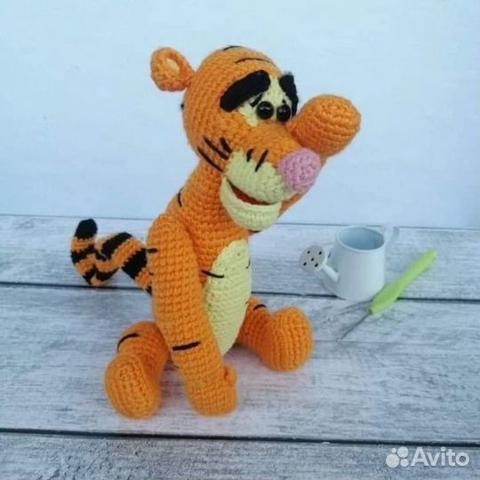 Вязанные игрушки,погремушки,брелки