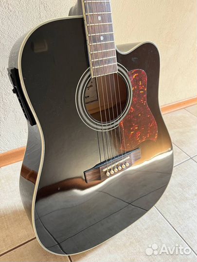 Электроакустическая гитара Caraya