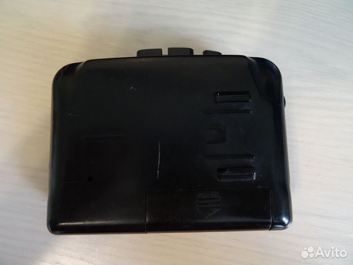 Кассетный плеер Sony Walkman WM-FX211