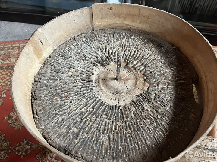 Жернова старинные