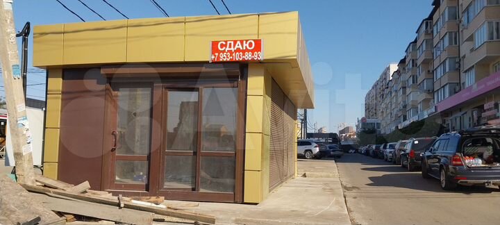 Киоск, огромный трафик