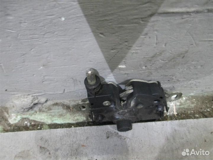 Замок капота от Ford Focus II 2005-2008