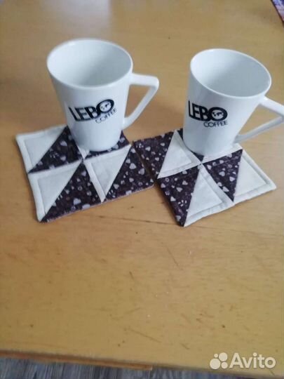 Ручная работа. Подставочки для кружки (пара)