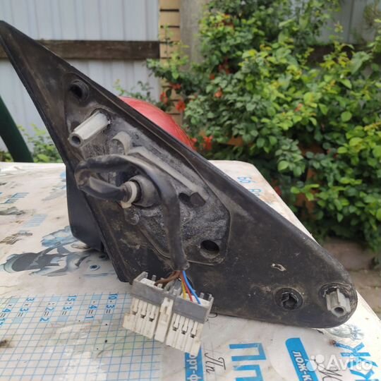 Зеркало заднего вида на Пежо 406