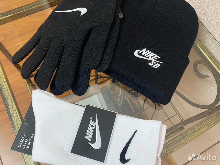 Стильный набор Найк комплект шапка