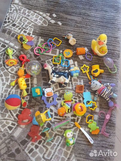 Развивающие игрушки для малыша, погремушки, грызун