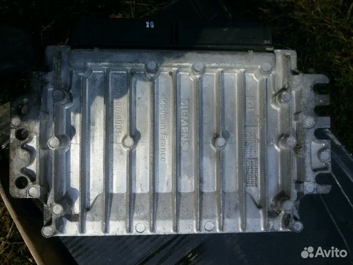 Эбу Renault Clio 2