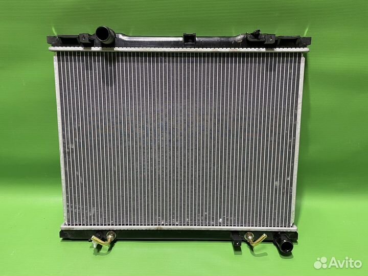 Радиатор 2.4 2.5 diesel Kia Sorento 2003-2009