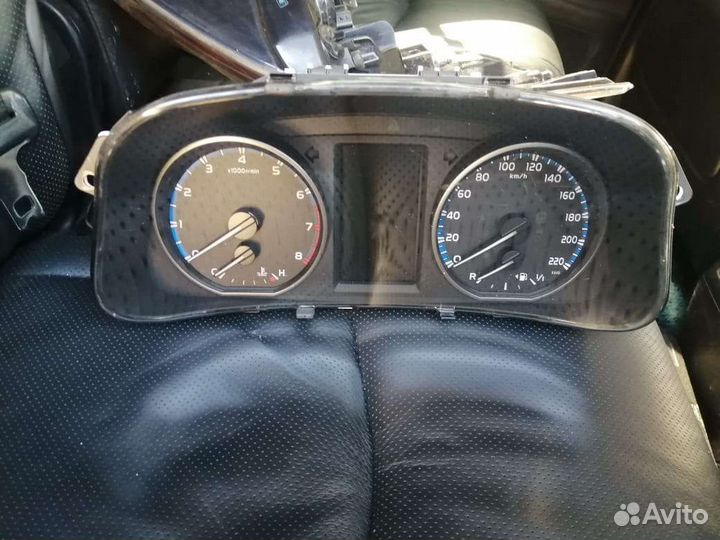 Панель приборов Toyota rav4 с 2015-2019